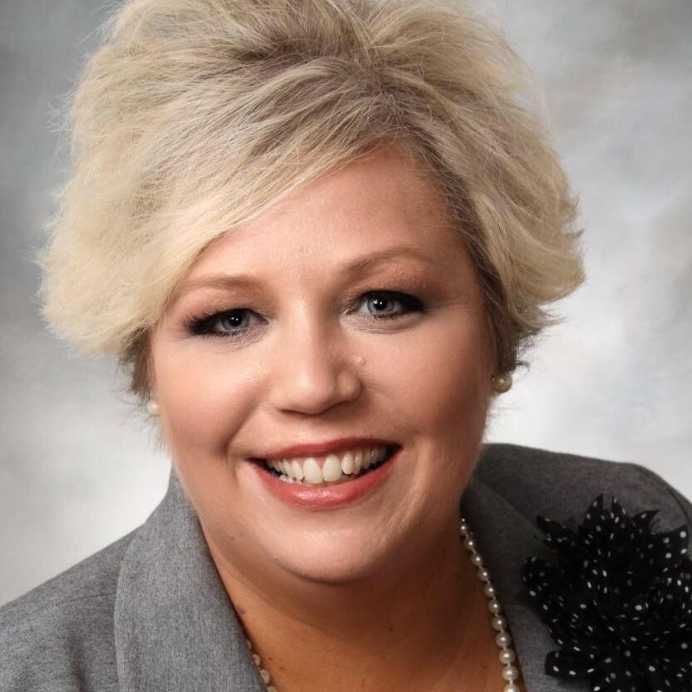 Meet your Posher, Yvonne